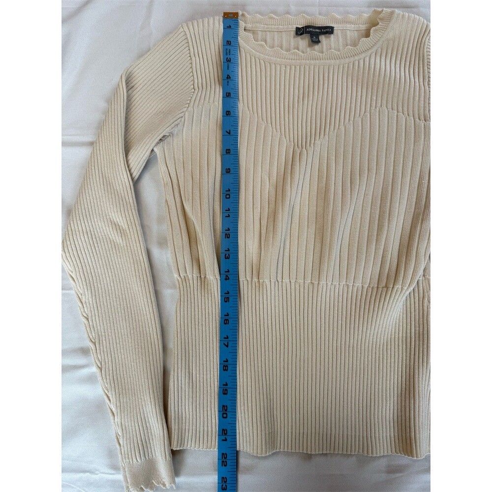 Adrianna Papell Sweater Womens M Ivory Ribbed Knit Scallop Crew Neck Fitted - Picture 4 of 7